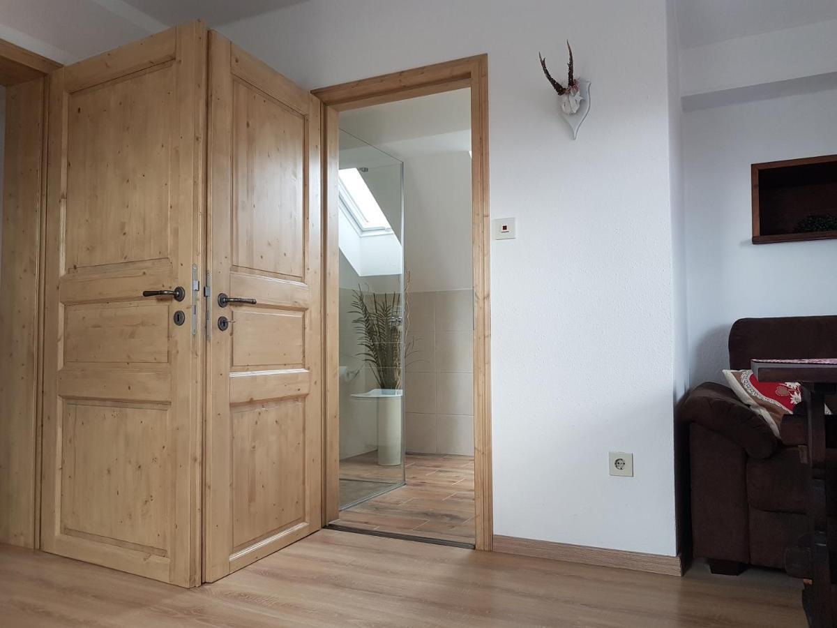 Ferienwohnung Weber Alpenglueck レヒブルック エクステリア 写真